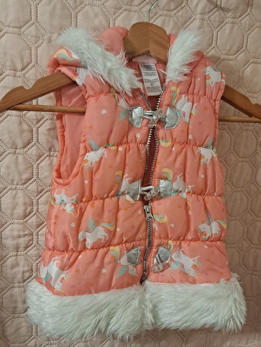 Little Lass Girls' Coral Unicorn Puffer Vest with Faux Fur Trim Sz 5T
